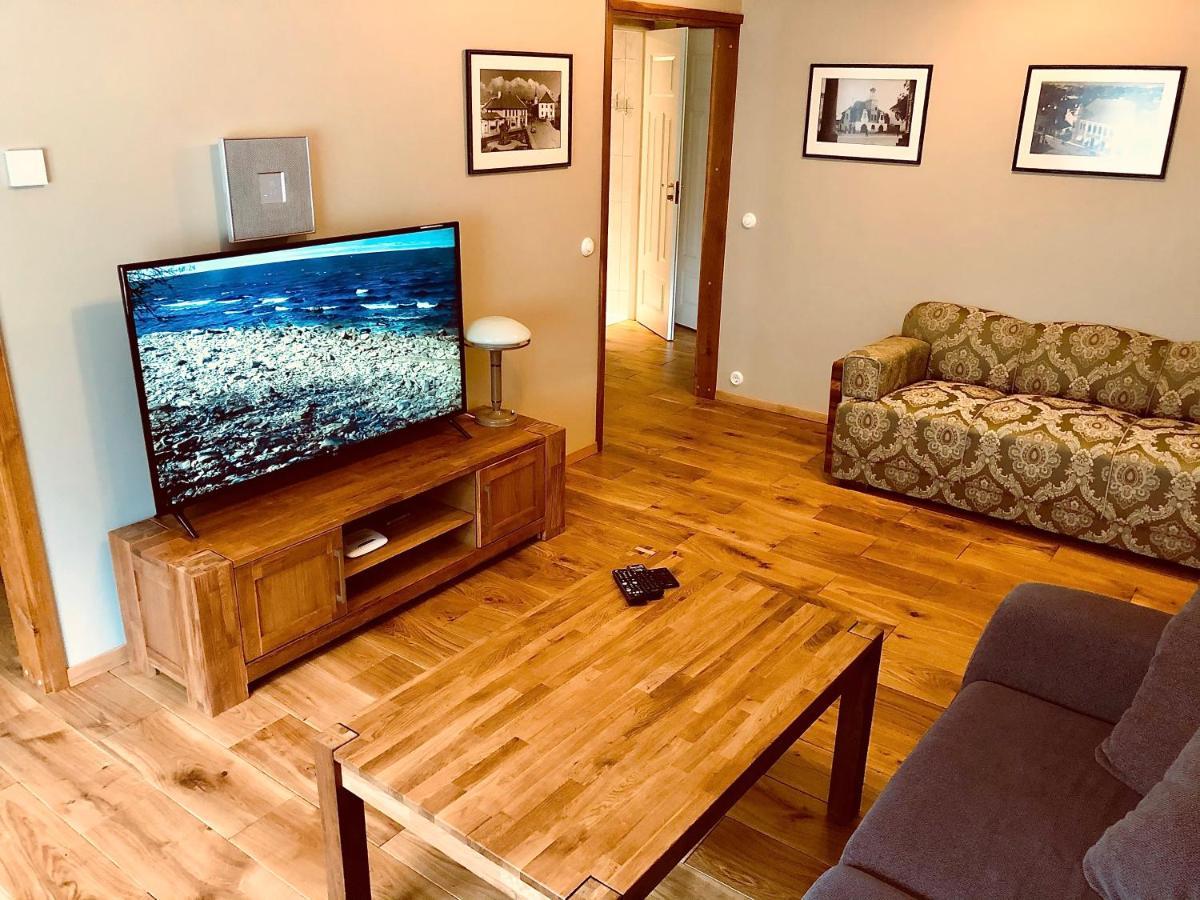 Kohtu Apartment Unique Курессааре Экстерьер фото