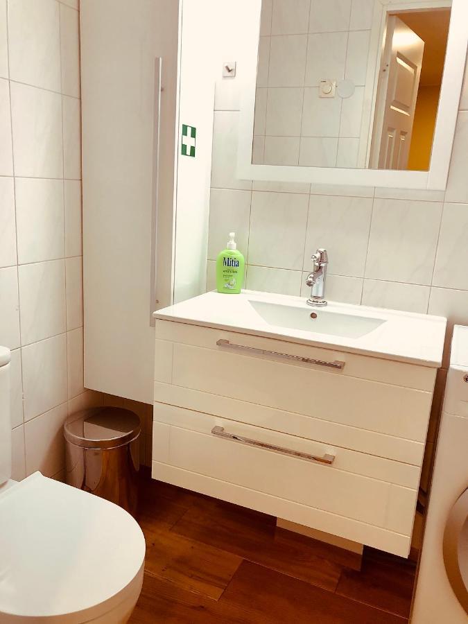 Kohtu Apartment Unique Курессааре Экстерьер фото
